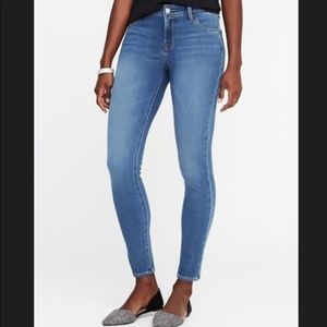 Nwot Old Navy Rockstar jeggings